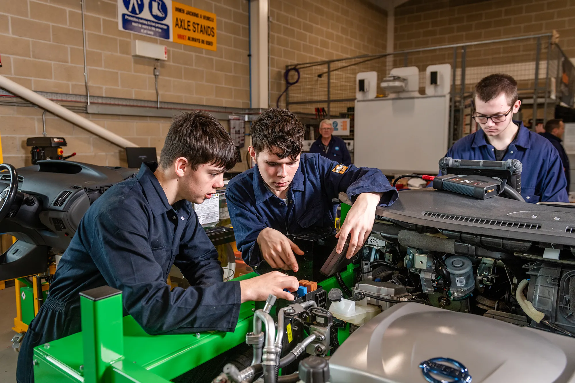 Level 1 Light Vehicle Maintenance & Repair - SHCG | South Hampshire